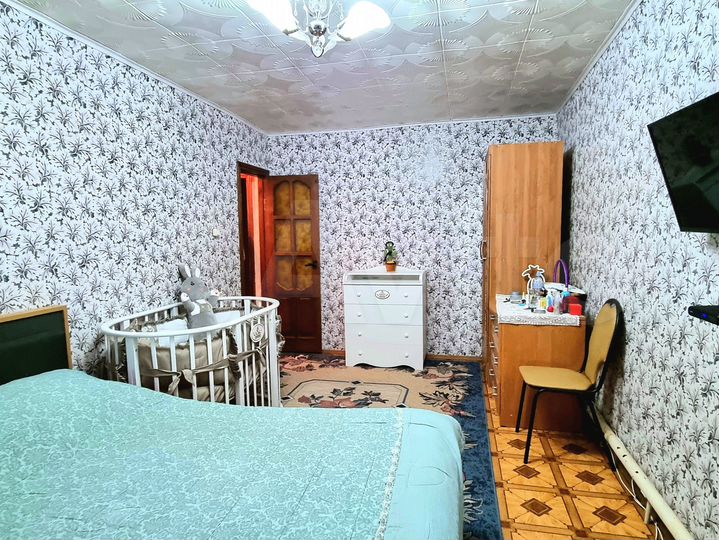 Дом 235 м² на участке 4,5 сот.