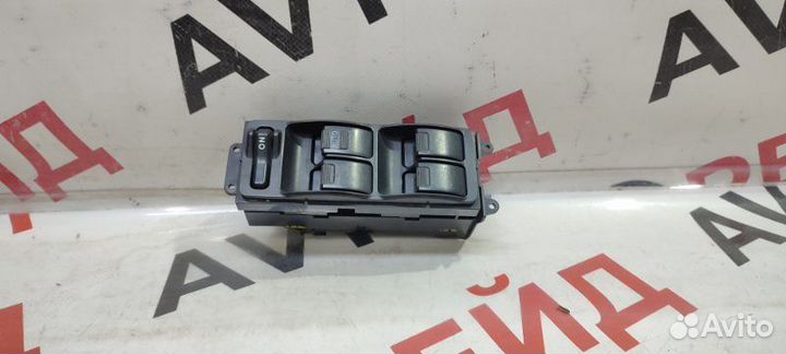 Блок управления стеклоподъемниками Honda Accord