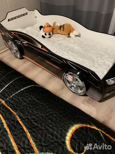 Детская кровать машина без матраса