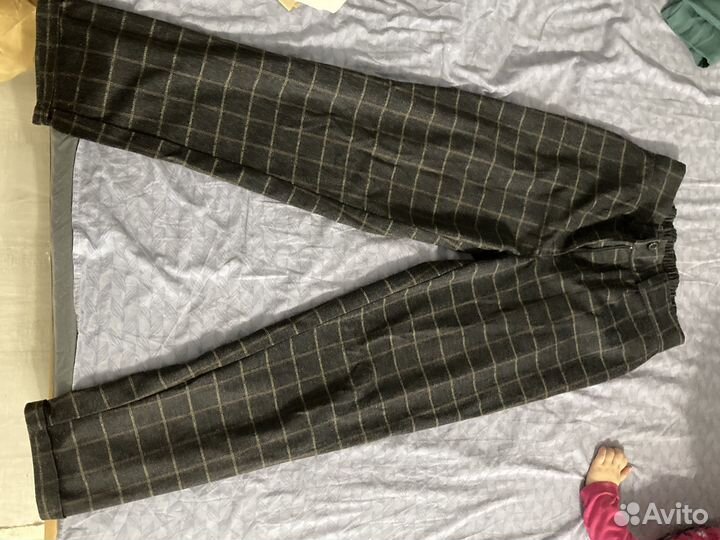 Брючный костюм женский m