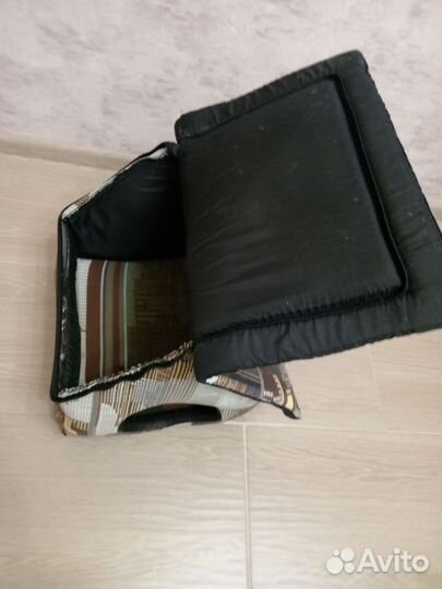 Домик для мелких собак и кошек