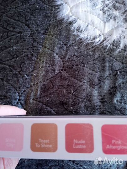 Блески для губ Revlon