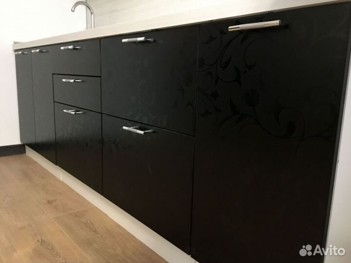 Кухня выставочный образец Доставка 1 день