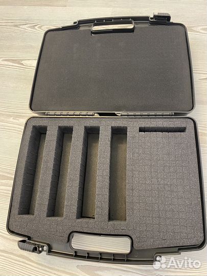 Чемодан для микрофонов