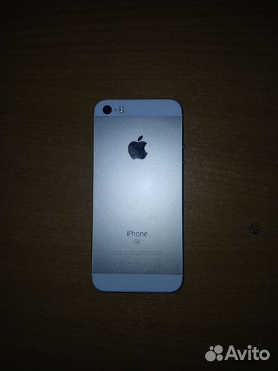 iPhone SE, 128 ГБ