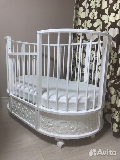 Детская кровать овальная с матрацем