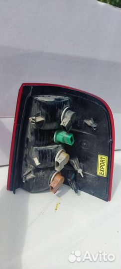 Фонарь задний левый на ford explorer 4