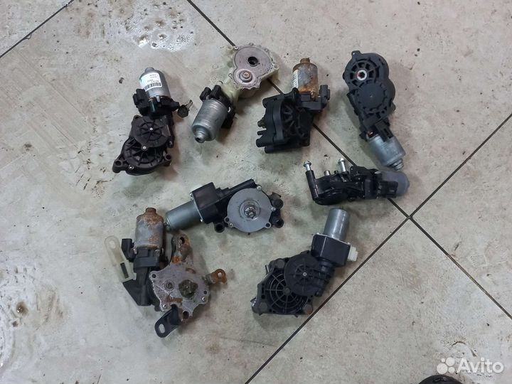 Элекро моторчики сидения водителя Toyota lexus