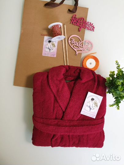 Махровый и бамбуковый халаты