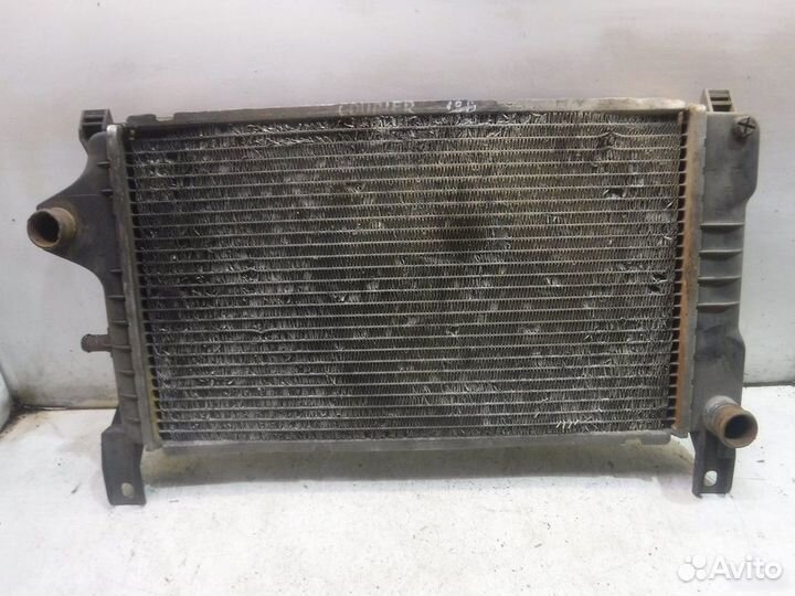 Радиатор основной Ford Courier