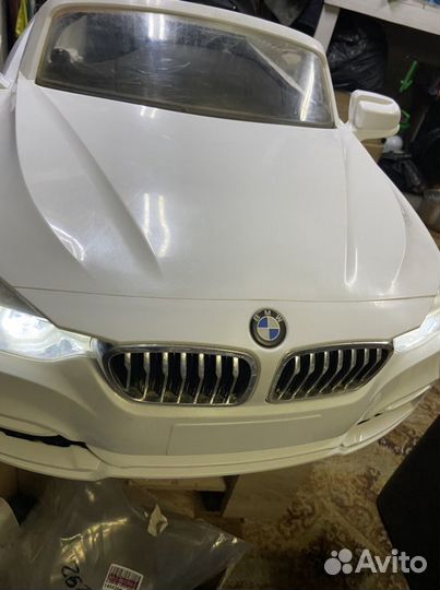 Детская машина на аккумуляторе с пультом