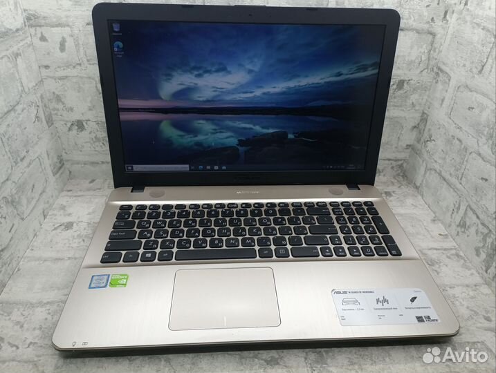 Ноутбук asus VivoBook Max