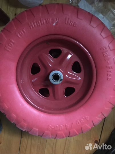 Колеса для садовой тачки бу