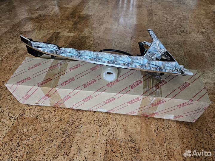 Lexus GS350 Дневной ходовой огонь Правый