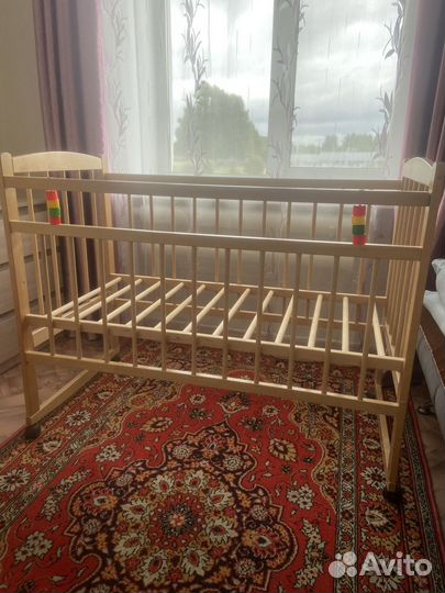 Детская кроватка