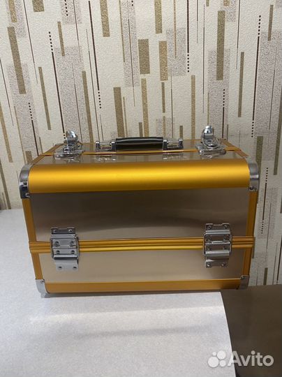 Бьюти кейс для визажиста