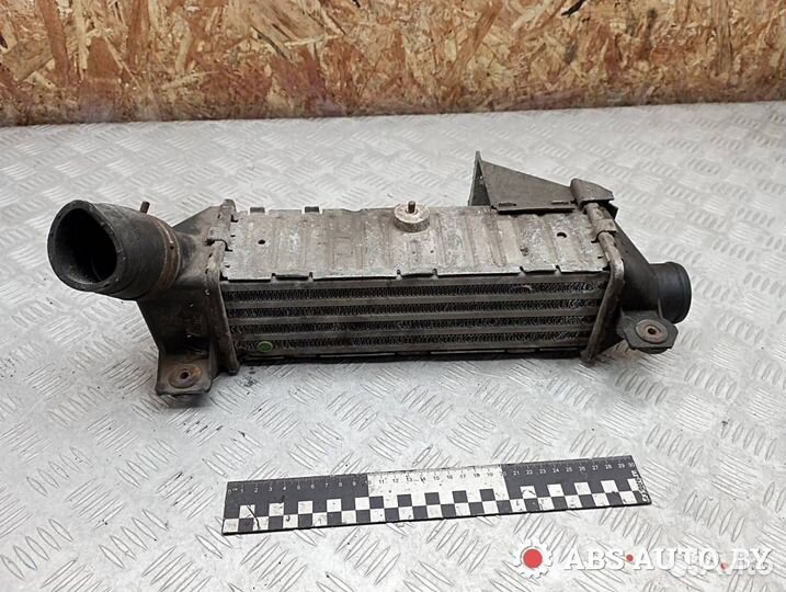 Интеркулер Volkswagen Golf 3 1996 6K0145805