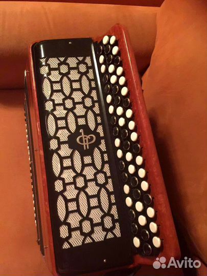 Бронь Маргарита Новый баян Этюд 205м2 трёхрядный