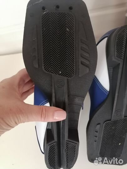 Продам детские лыжные ботинки размер 32