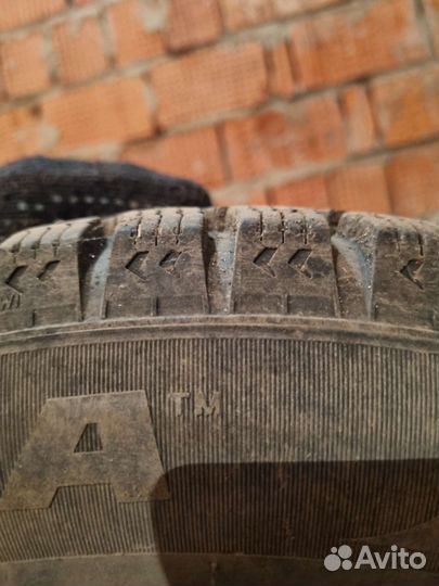 Pirelli Formula Ice 185/60 R15 88T