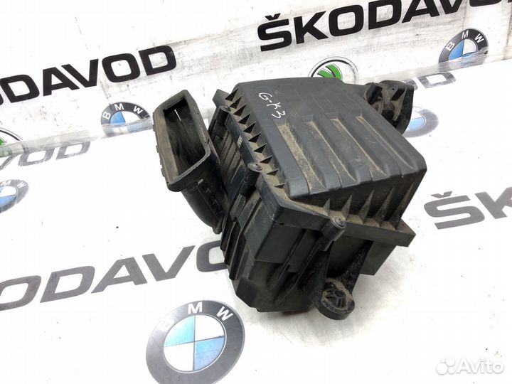 Корпус воздушного фильтра Volkswagen Passat B8 2.0