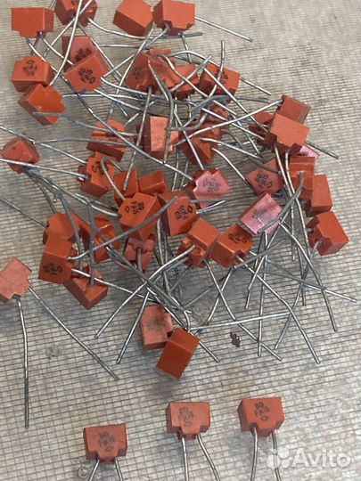 Конденсаторы к10-17 а,б домики пластик