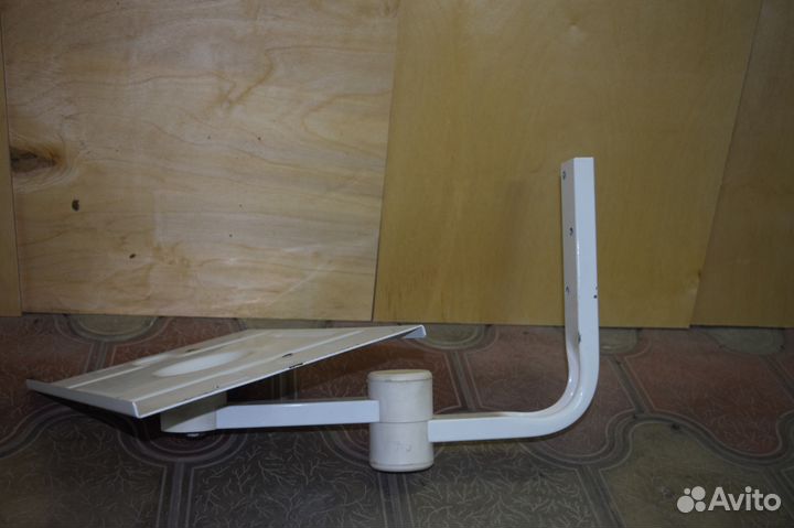 Навесная полка тв