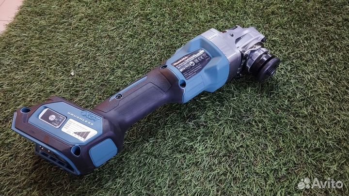 Угловая шлифмашина Makita XGT GA023GZ