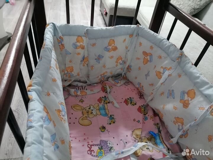 Бортики в кроватку