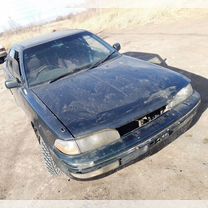 Toyota Carina 1.5 MT, 1988, битый, 35 000 км, с пробегом, цена 20 000 руб.