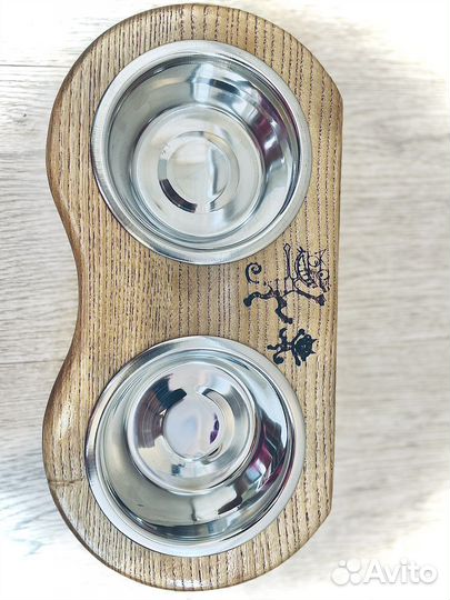 Кормушка для домашних животных: кошек и собак