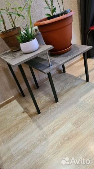 Журнальный столик