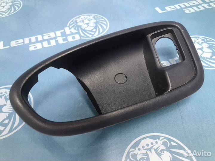 Накладка ручки внутренней левая Ford S-Max