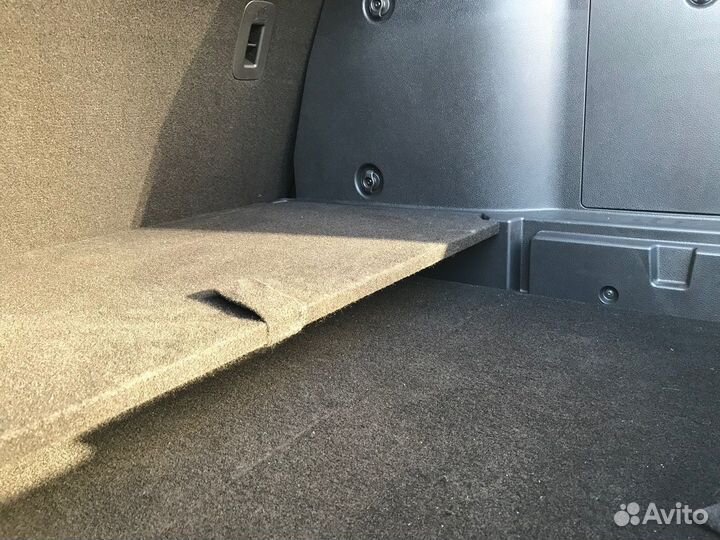 Фальшпол LADA vesta SW/cross (верхний)