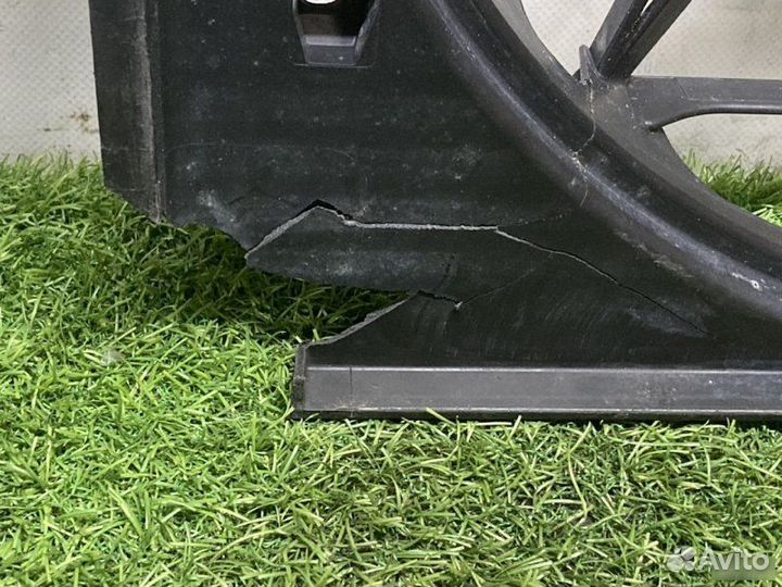 Диффузор вентилятора Bmw 5 F10