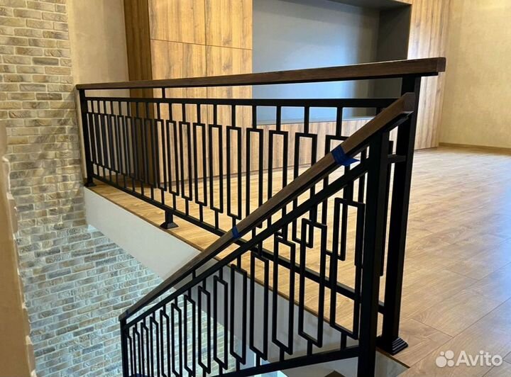 Перила для лестниц