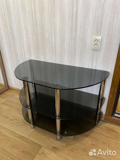 Стеклянная тумба