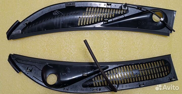 Панель стеклоочистителей Ford Explorer 2