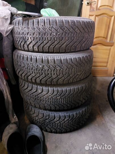 Goodyear UltraGrip 500 195/65 R15 31B