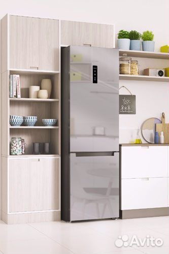 Новый холодильник двухкамерный