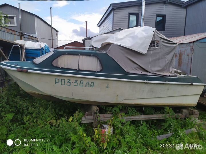 Катер Ладога 2 с мотором Ямаха 30
