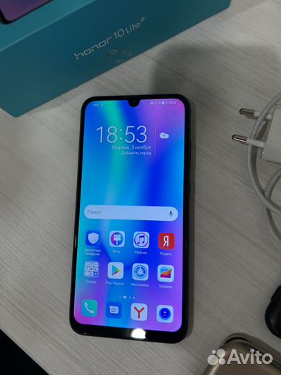 HONOR 10 Lite, 3/64 ГБ