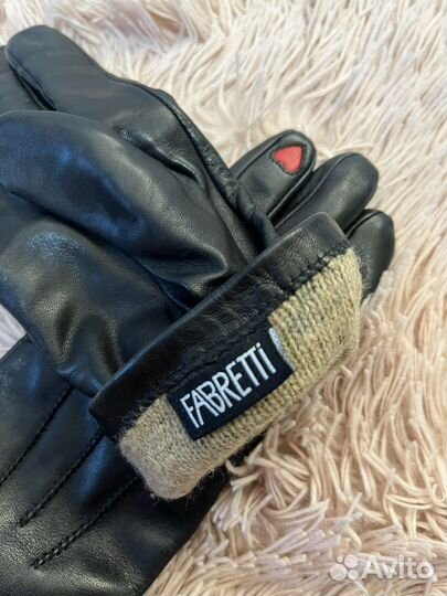 Перчатки из натуральной кожи