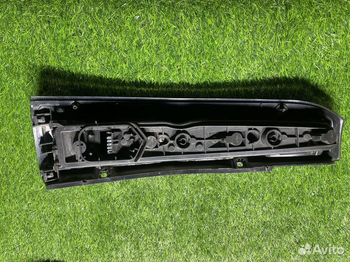 Фонарь задний правый Opel Meriva A