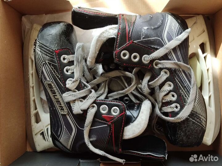 Хоккейные коньки bauer vapor x500