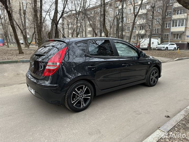 Hyundai i30 1.6 AT, 2010, 190 000 км