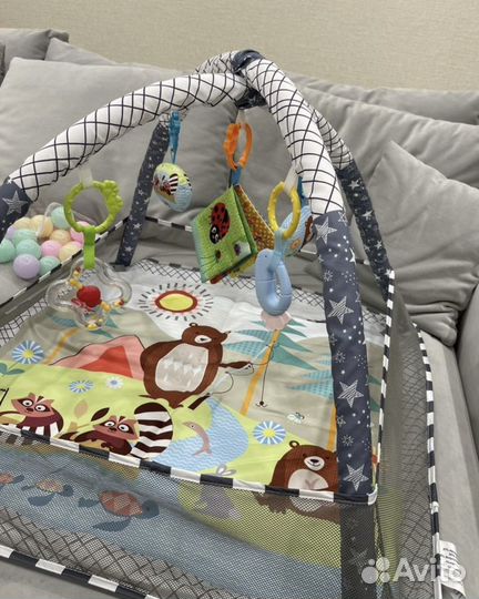 Детский развивающий коврик