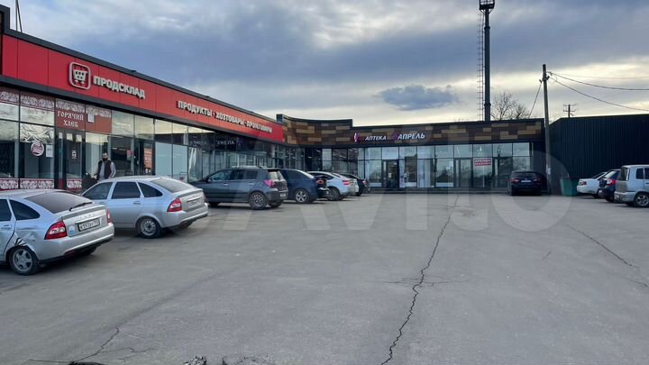 Торговая площадь, 55 м²