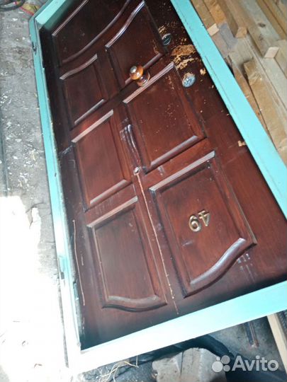 Дверь входная металлическая