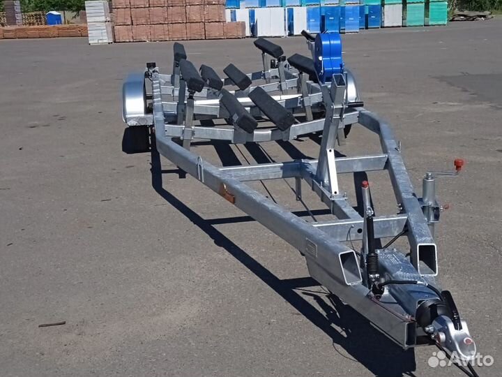Прицеп легковой д/катеров и яхт L8025-2.35.602